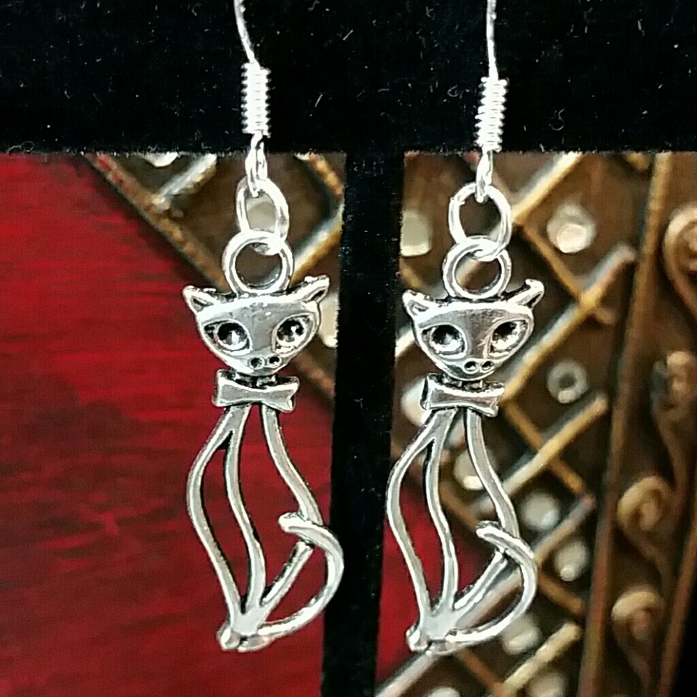Fun Cat Dangle Earrings